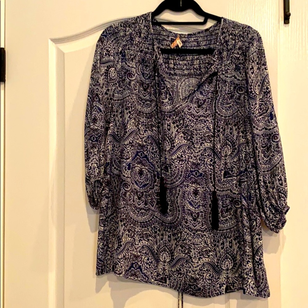 A Pea in the Pod Ella Moss Tassel Top Size S